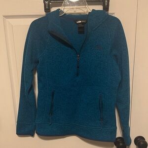 The North Face Women's pull over